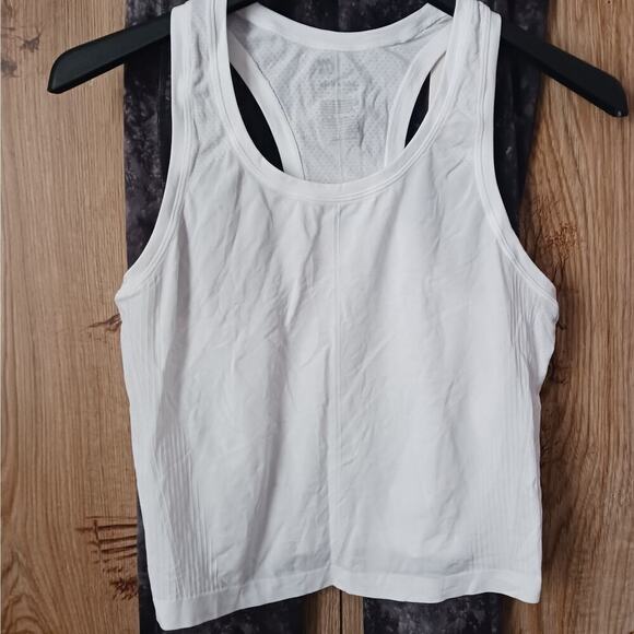 NWT All In Motion Bundle Lot Racer Back Tank Leggings Size Small - Picture 2 of 15